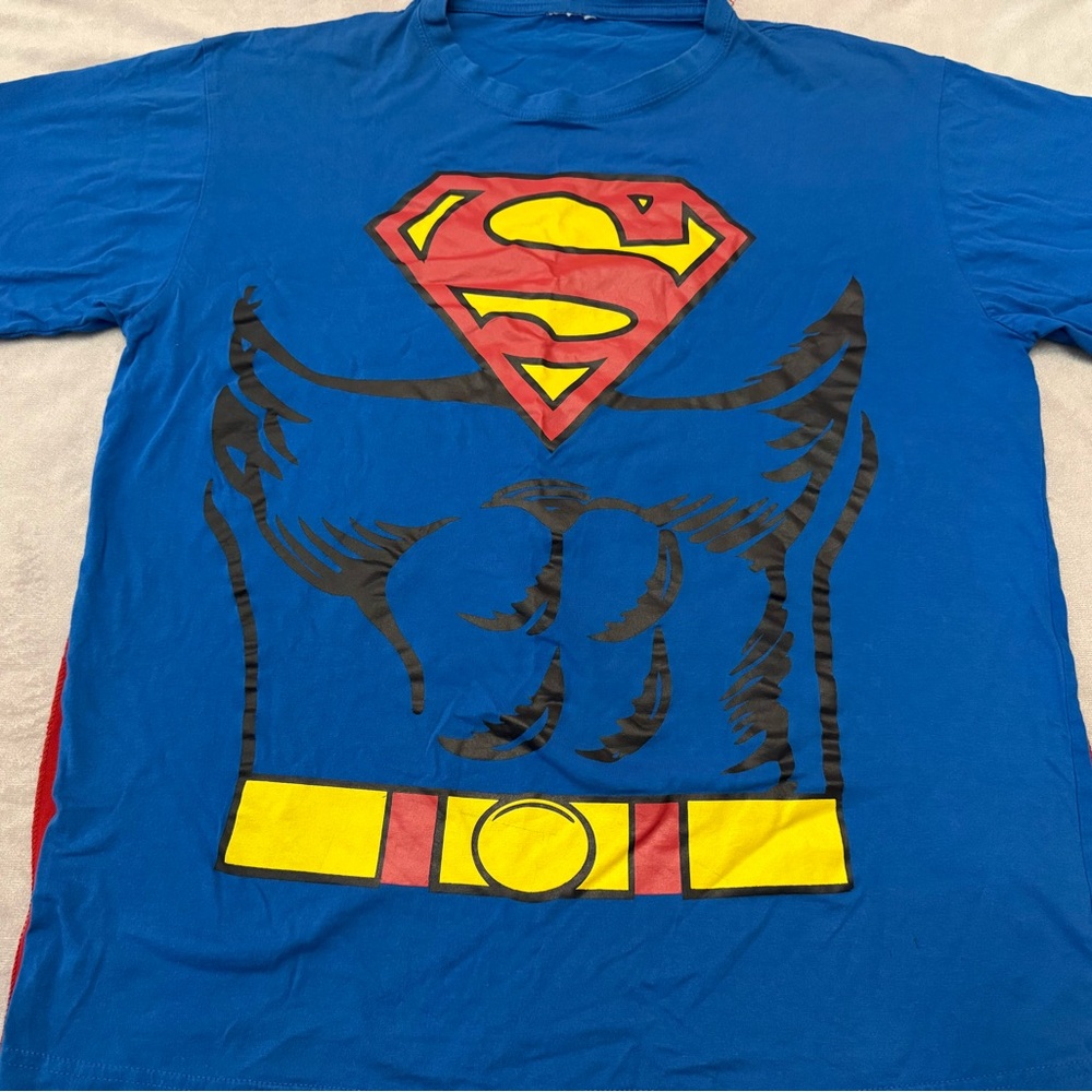 Superman Costume T Shirt With Removable Cape Adult XL Blue Red Cosplay Top - Picture 5 of 12